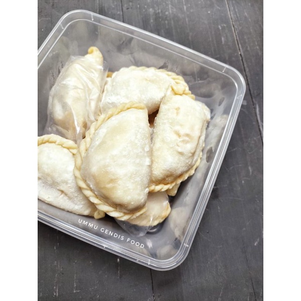 

Pastel isi Kentang Wortel 10 pcs Frozen food