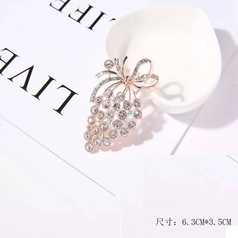 Versi korea Kepribadian Shiny Bros Berlian Imitasi Lebah Peacock Bros Mutiara Bros Unisex Semua Pertandingan Bros-16#