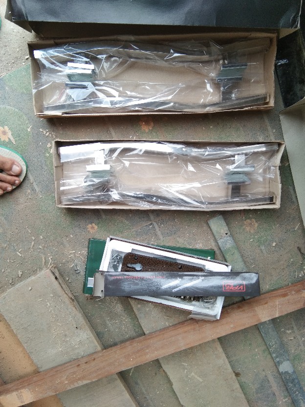 Grendel Tanam Grendel Pintu Kuputarung Minimalis Merek Classic Satin Putih Tahan Karat Bukan Besi