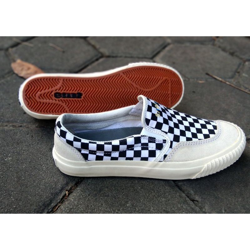 SABA CHECKERBOARD ORIGINAL BEST SELLER