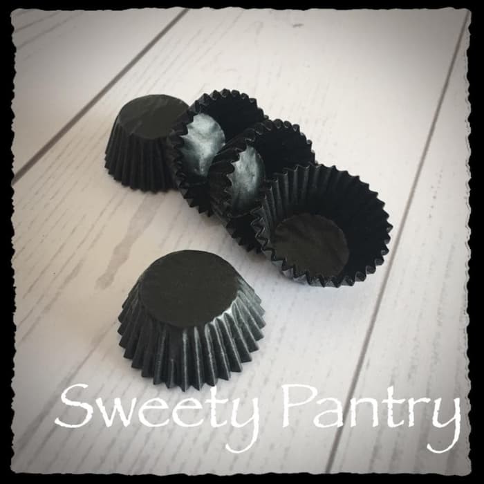 cup nastar diva hitam / cake case 55mm / cup kue kecil warna hitam