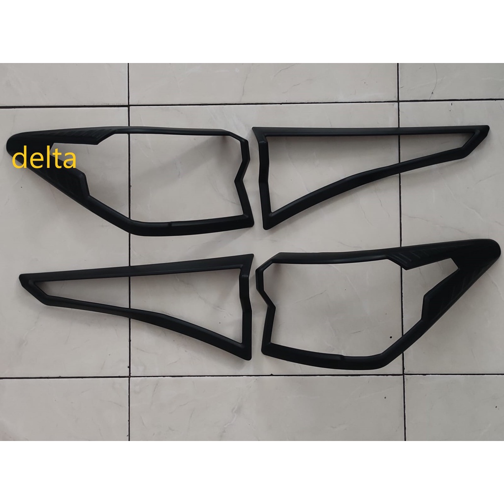 Cover Lampu/Garnish Depan dan Belakang Hitam Doff Avanza /Xenia 2022 On