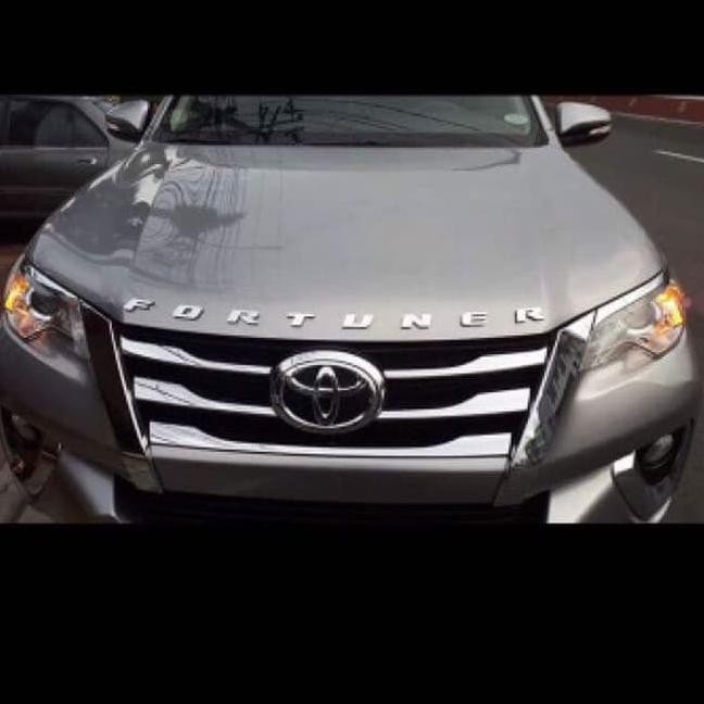 Emblem Huruf Kap Mesin Mobil Toyota FORTUNER - Emblem Engine Hood