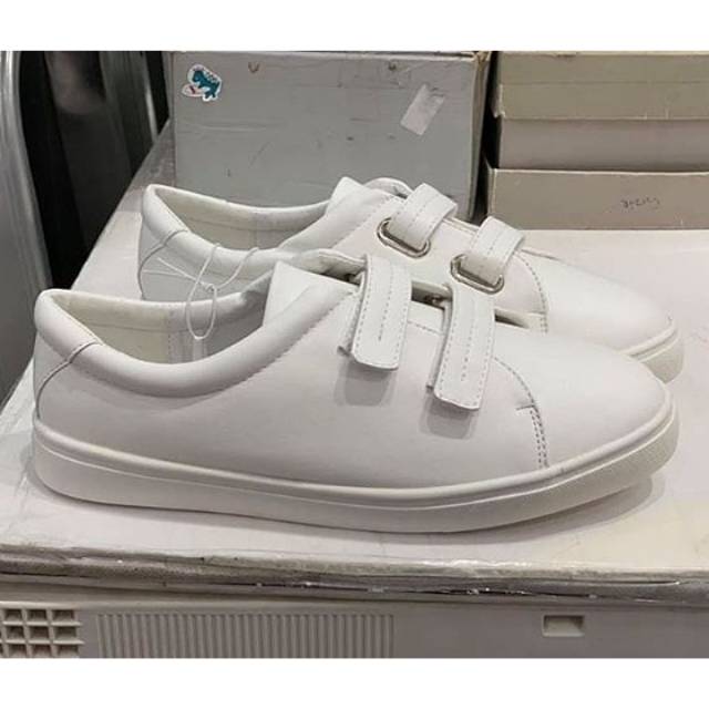 **NEW ARRIVAL** VINCCI SEPATU PUTIH SNEAKERS WHITE FLAT ORIGINAL MURAH