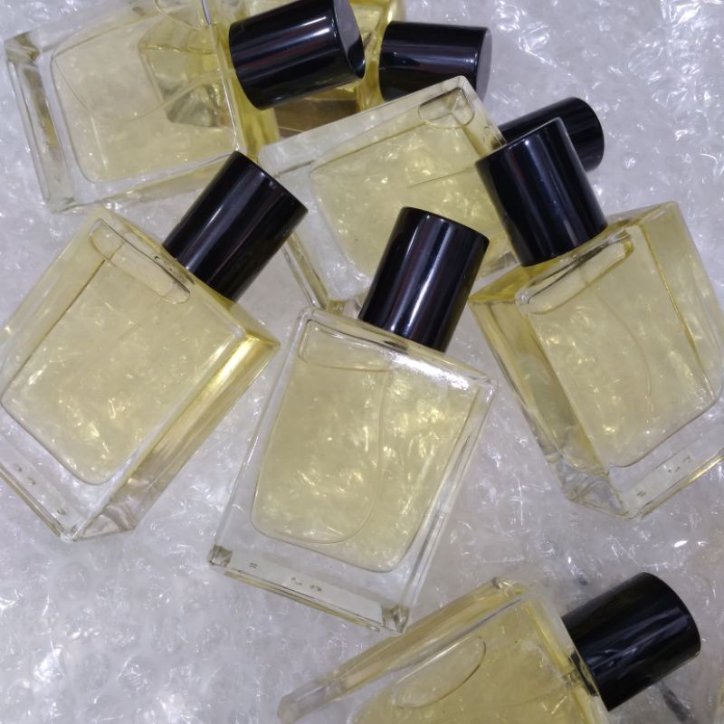 PARFUM REFILL 50ML BOTOL KOTAK WANGI BISA PILIH SUKA SUKA