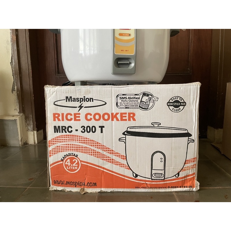 Maspion MRC 300 T Rice Cooker 4.2 liter