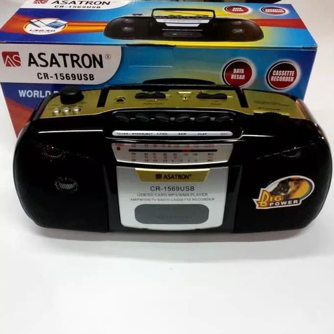 

Radio ini dapat memutar kaset jaman dulu yang menggunakan pita