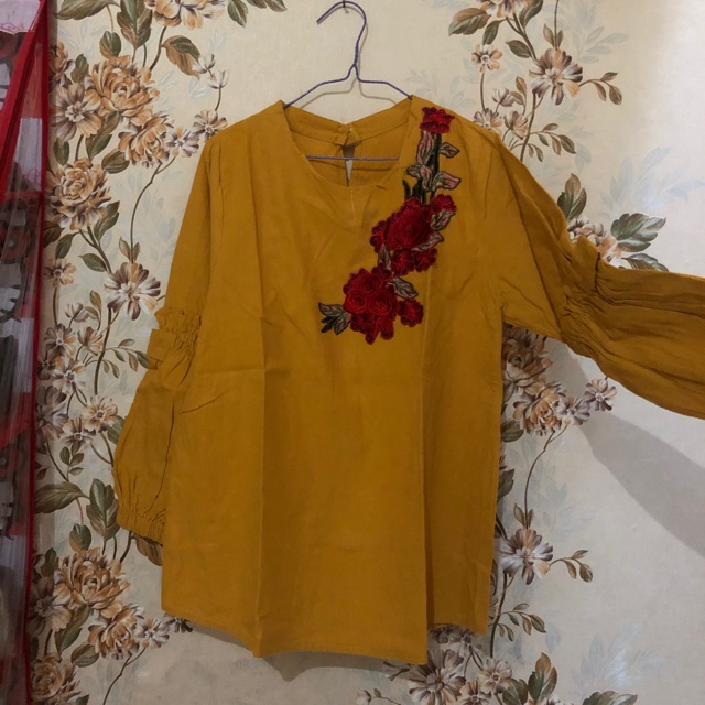 Blouse warna mustard