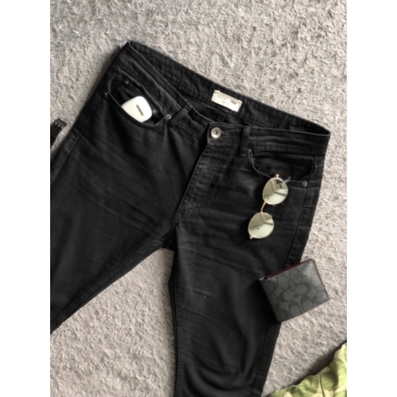  celana  Jeans Hitam  by Max Fashion Shopee Indonesia