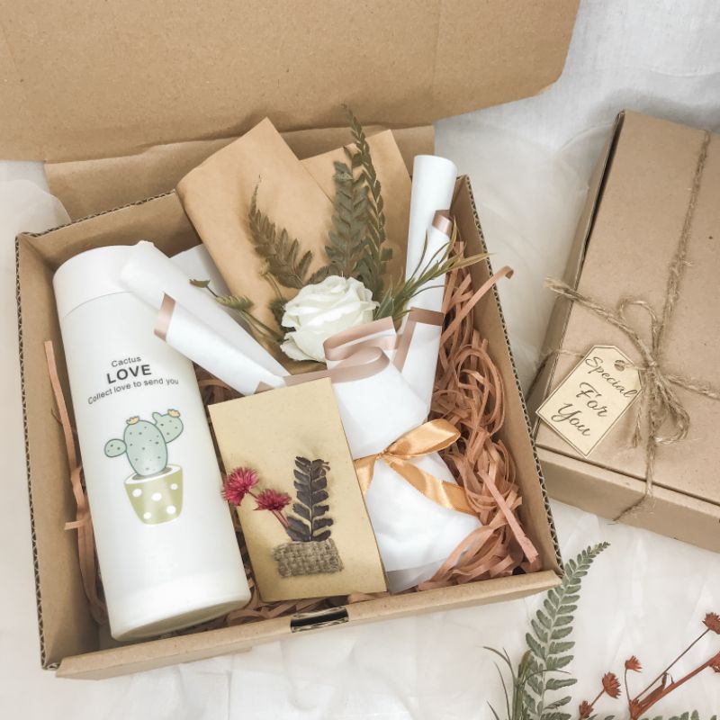 Hampers Gift Wisuda dan Ulang Tahun untuk cowok