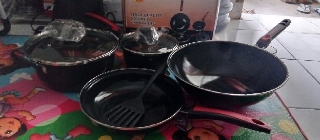 Wajan Enamel Set Gagang Merah/wajan Penggorengan Teflon Anti Lecet (texania)