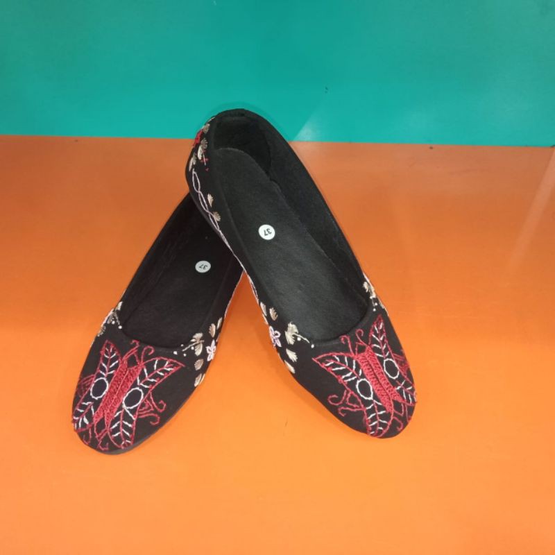 SEPATU CEWEK KHAS ACEH | UNIK DAN CANTIK