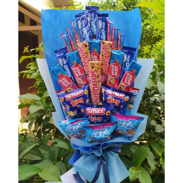 (B) Buket Snack Silverqueen BESAR PREMIUM /paket/bingkisan Snack Ulang Tahun/Ultah/ Wisuda/Kado/Hadiah