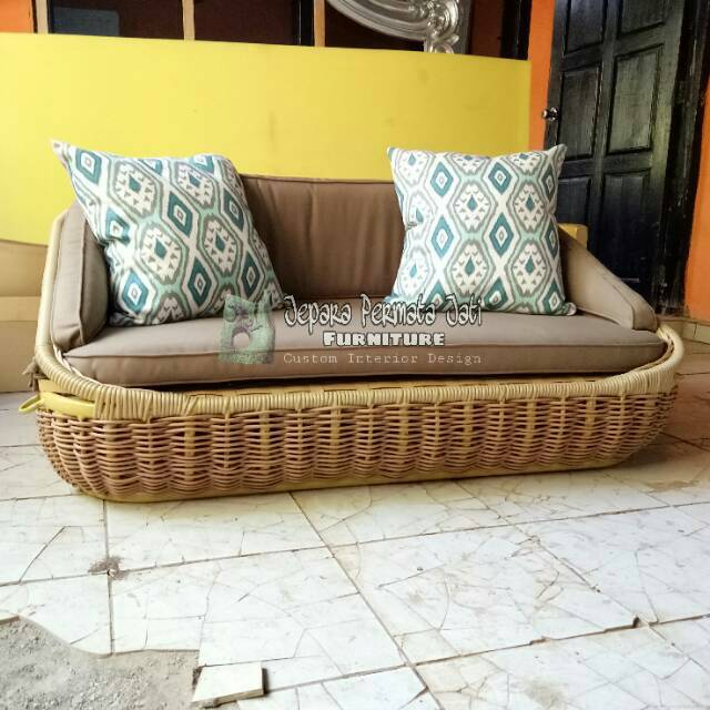 Ayunan rattan furniture jepara ( Bangku ayunan unik )
