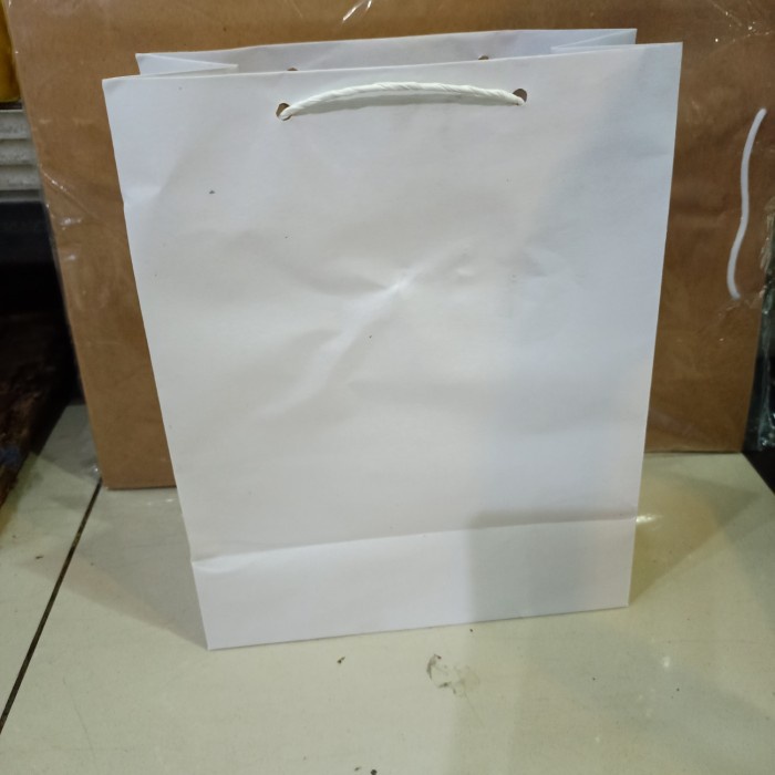 

NEW paper bag buku putih polos isi 12 pcs terlaris