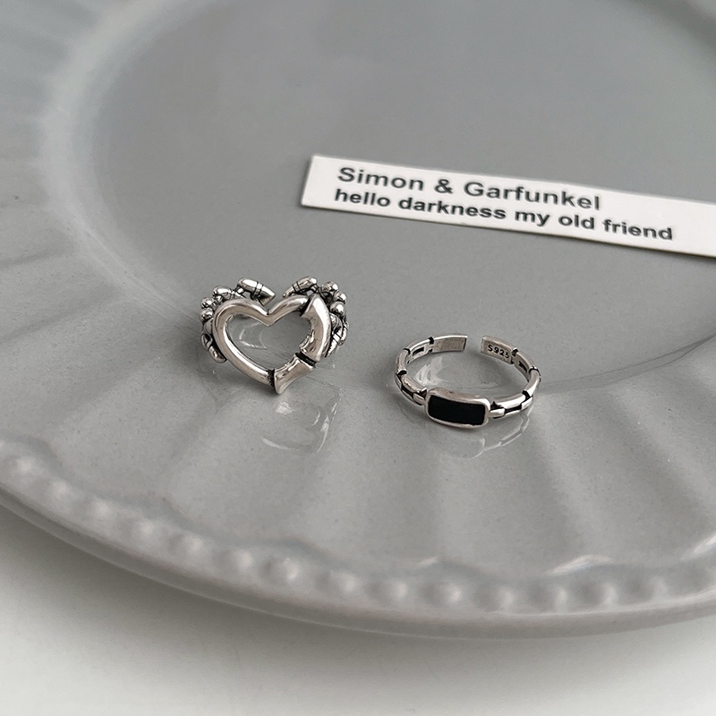 Cincin Bentuk Hati Geometris Gaya Simple