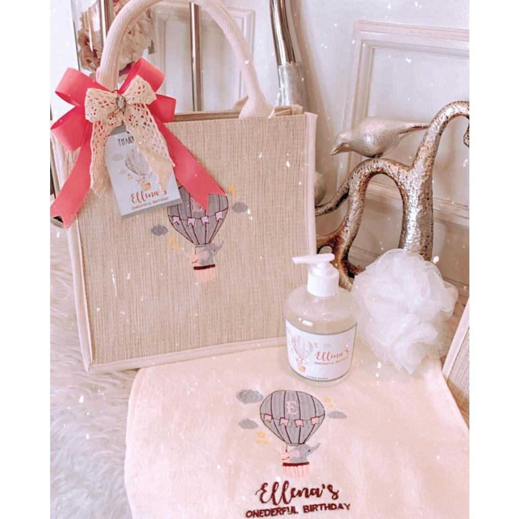 

PO Tiffany Hampers | Hampers Custom Design