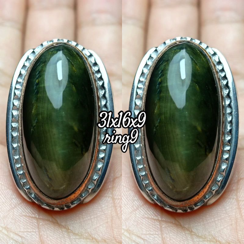 CINCIN BATU PANDAN LUMUT
