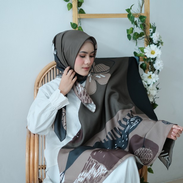 KERUDUNG SEGI EMPAT PRINTING MOTIF JILBAB SEGIEMPAT HIJAB SEGIEMPAT SCARF LESTARI