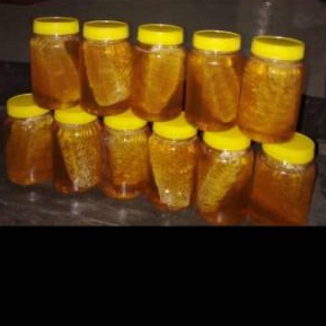 

Madu sarang melifera full madu 330 ml 420 gram an