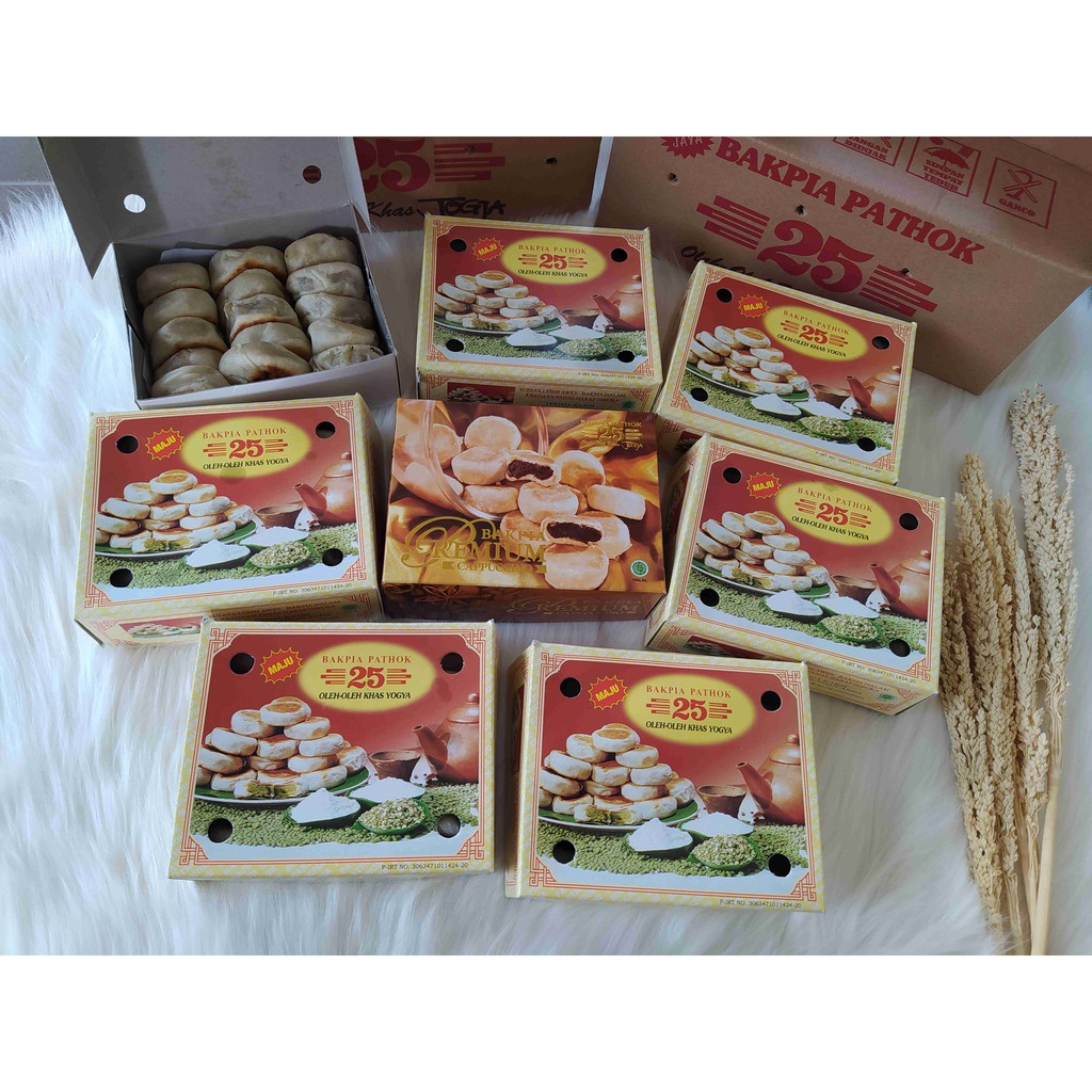 

BAKPIA PATHOK 25 ORIGINAL / OLEH OLEH JOGJA / TERMURAH !!! isi 15 min order 2 box free bubble wrap