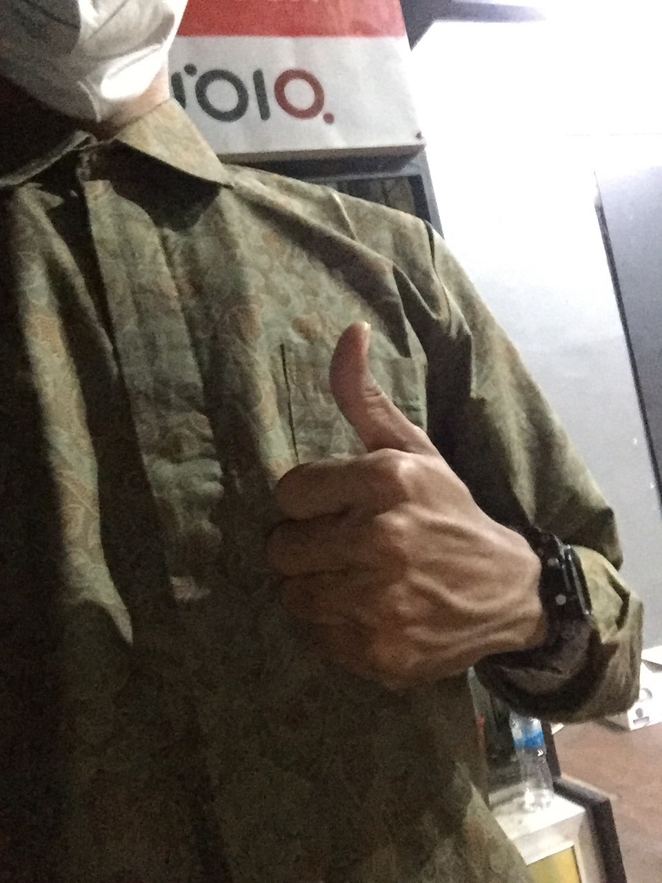 Kemeja Batik Pria Lengan Panjang Slimfit Premium Warna Hijau Army 722412 Cap 72