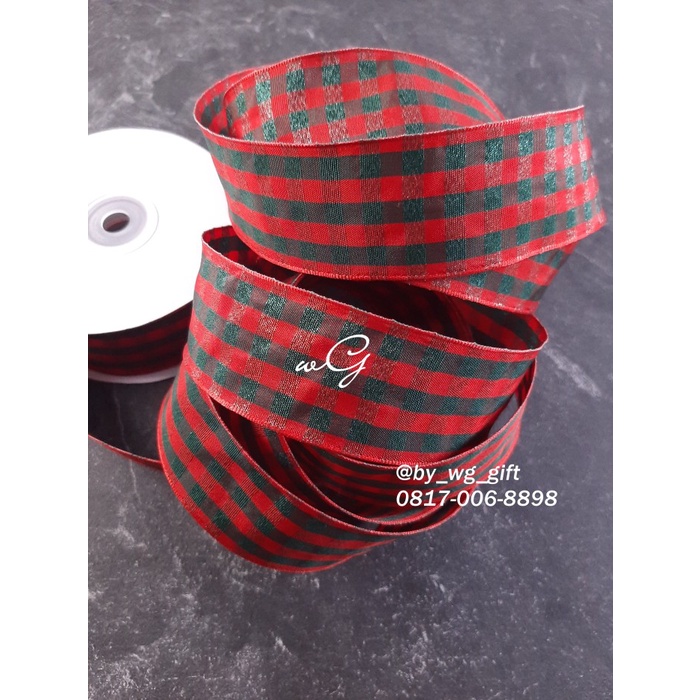 

Pita Kain Motif Kotak - Merah Hijau; Lebar 3.8 Cm; Panjang 25 Yard 038