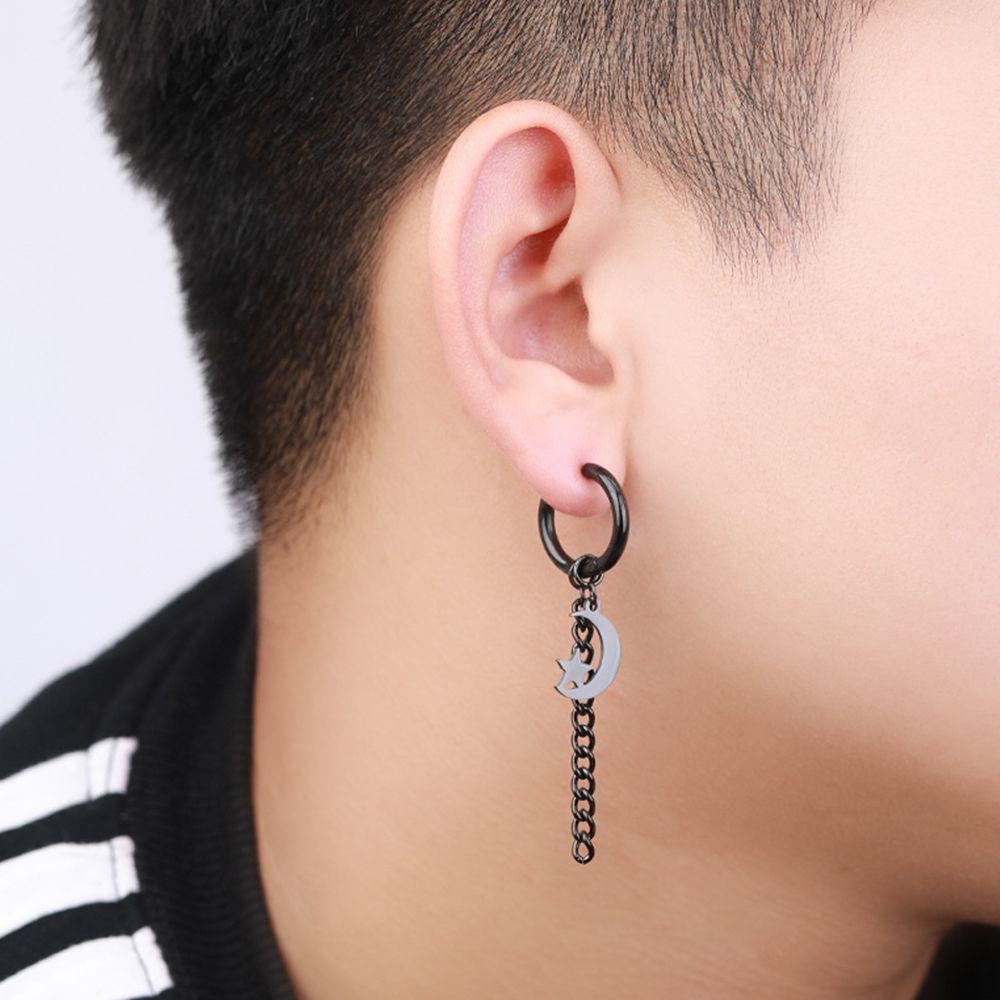 Anting Hoop Rumbai Bentuk Bintang Bahan Stainless Steel Gaya Punk Hip-hop Untuk Pria