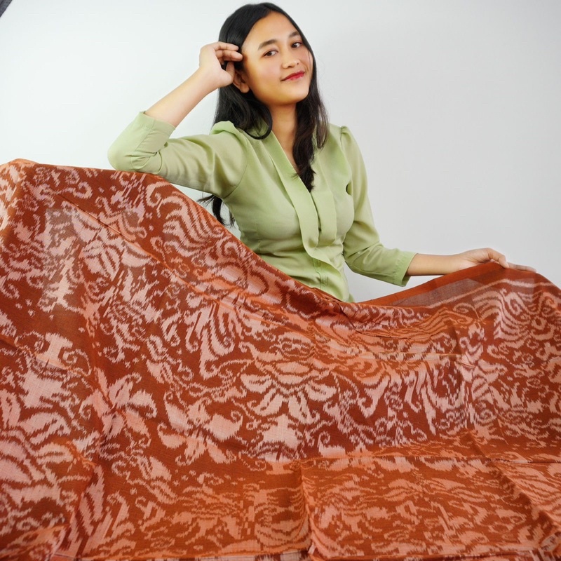 Kain Endek Tenun Asli Bali Klungkung