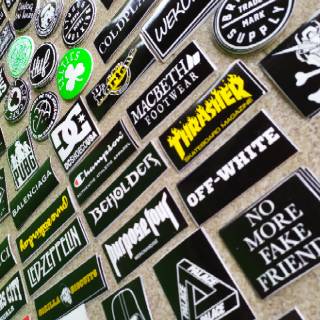 GRATIS ONGKIR Stiker  distro  BAHAN  GRAFTAC Shopee Indonesia