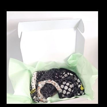 

White Pandora | kotak | kardus mewah | packaging murah | kotak baju