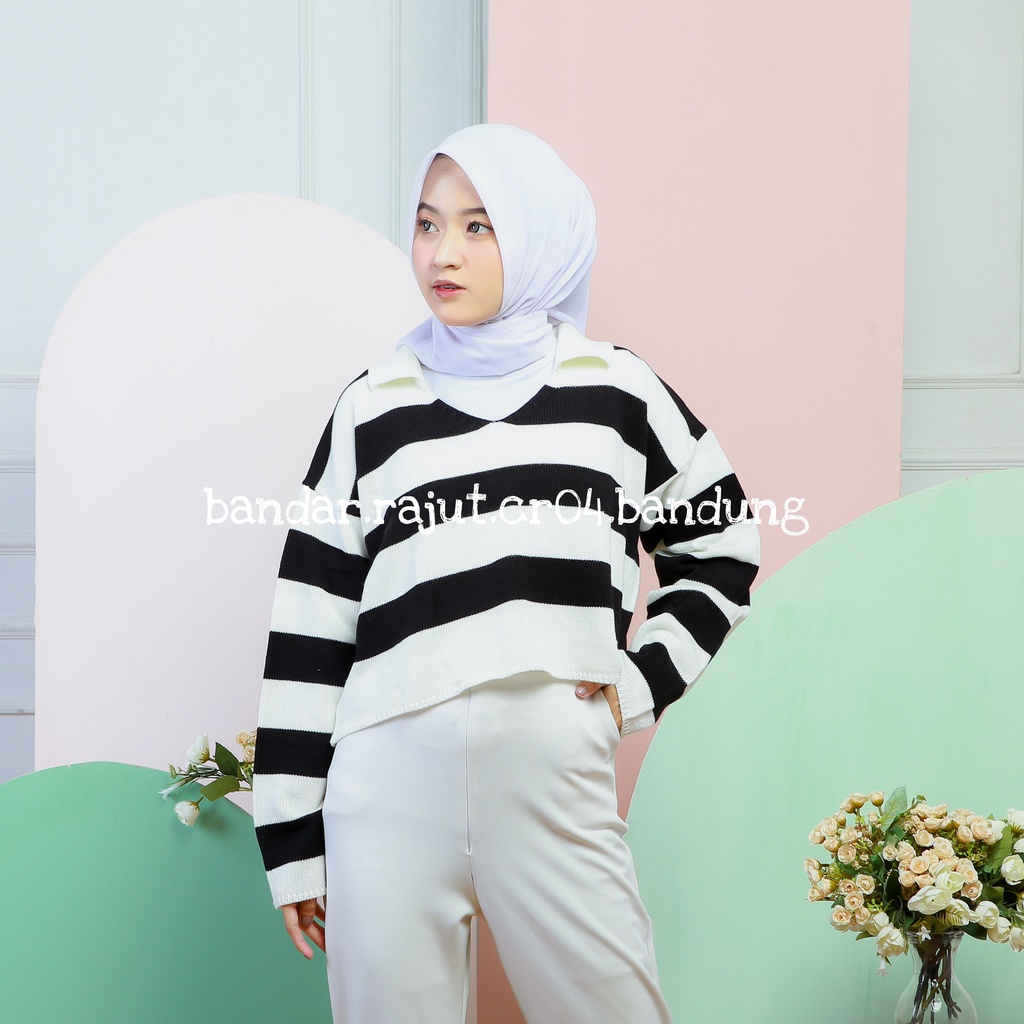 LIDYA DANIRA CROP TOP/BRANDED 7 GATE