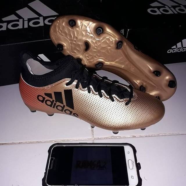 Sepatu Bola Adidas X17.3 Gold