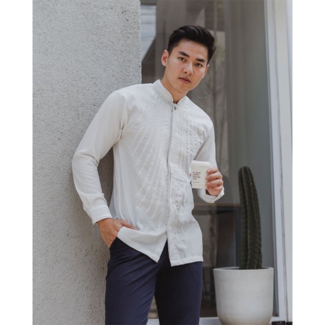 Kemeja Bordir Pria NUC.ID Azam 04 (Broken White)