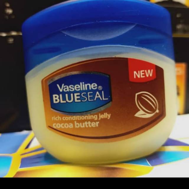 Vasline petroleum jelly