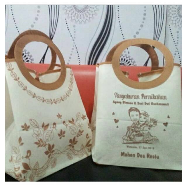 

Tas berkat pegangan bulat Uk.Box 20x20 cm+sablon nama