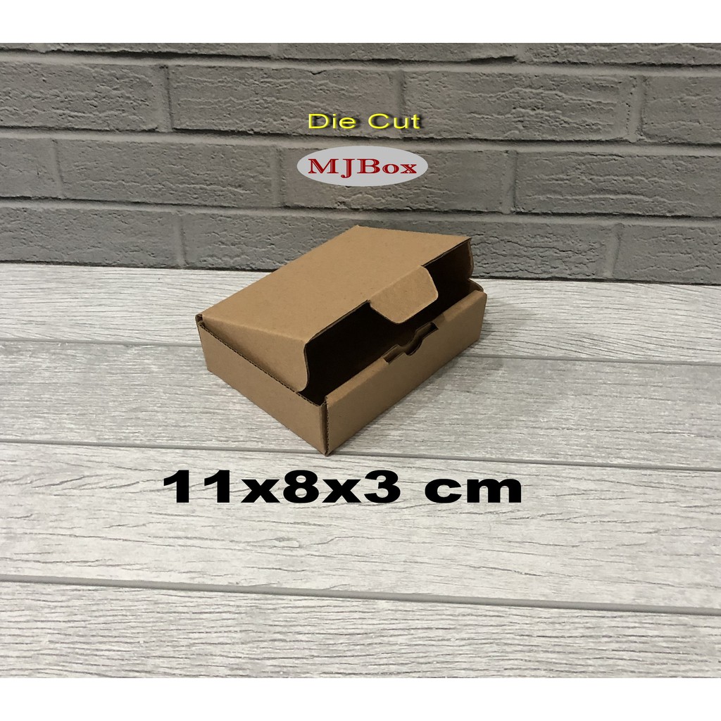 

Kardus Box 11x8x3 cm Kotak Karton DieCut