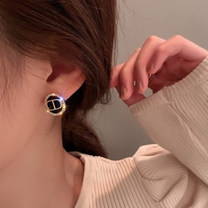 Anting Stud 925 Silver Needle Hypoallergenic Bentuk Pita / Beruang / Simpul Bahan Metal Gaya Korea