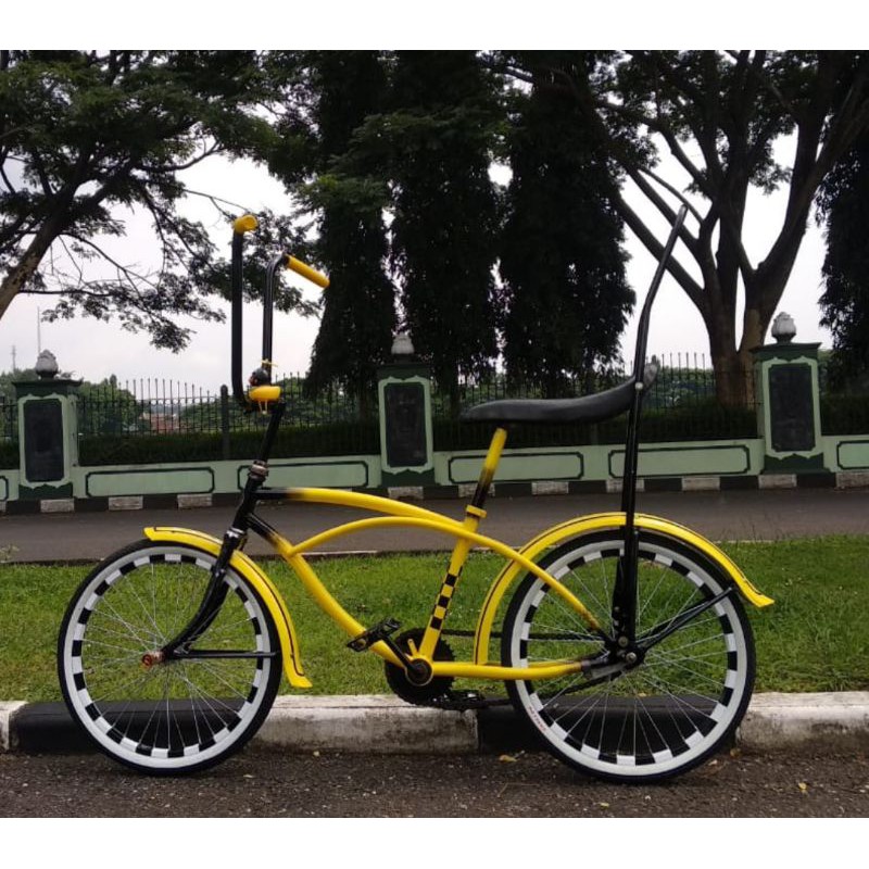 Sepeda Lowrider 20 Kustom Siap Pakai