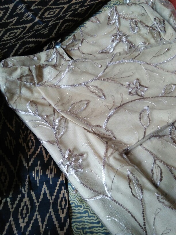 Maura Couple - Sania Ruffle Batik Couple Ori Ndoro Jowi Dnt Garansi Termurah Shopee Kebaya Wisuda