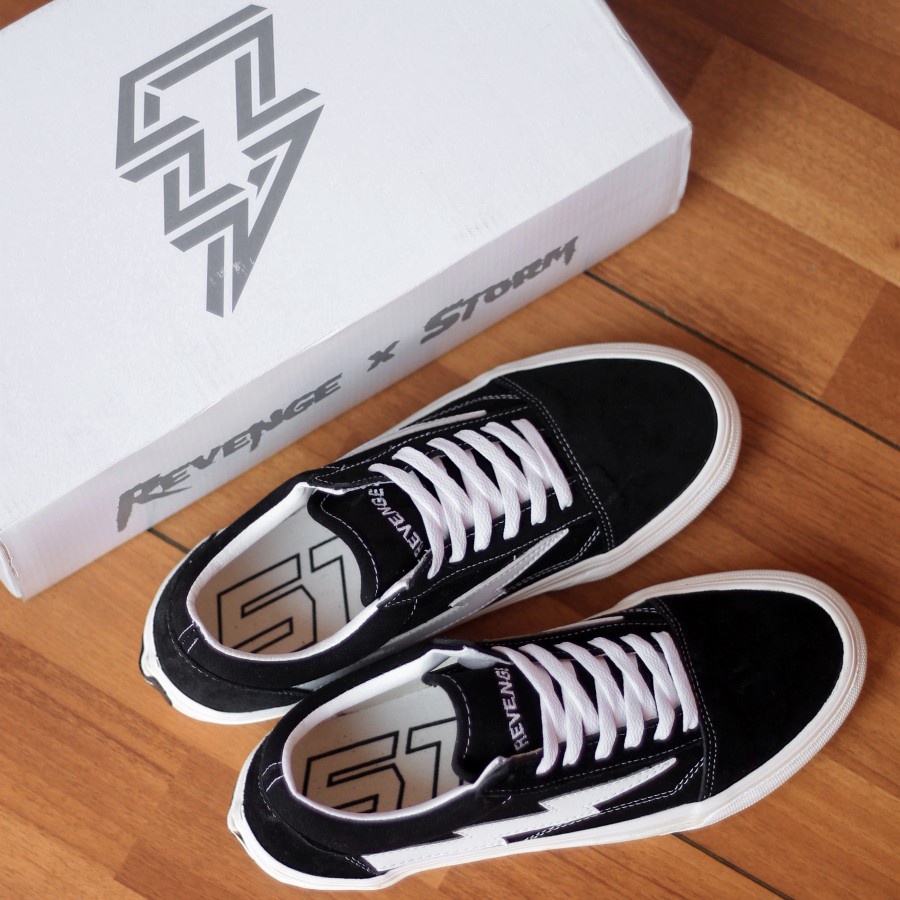 HOT PROMO !!! 12.12  SEPATU PRIA VANS PETIR REVENGE X STORM BLACK WHITE CASUAL SNEAKERS