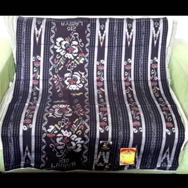 Sarung lamiya