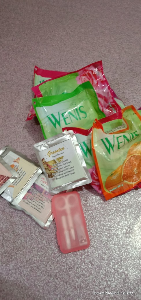 Manicure Set 4 In 1 Gunting Kuku Set