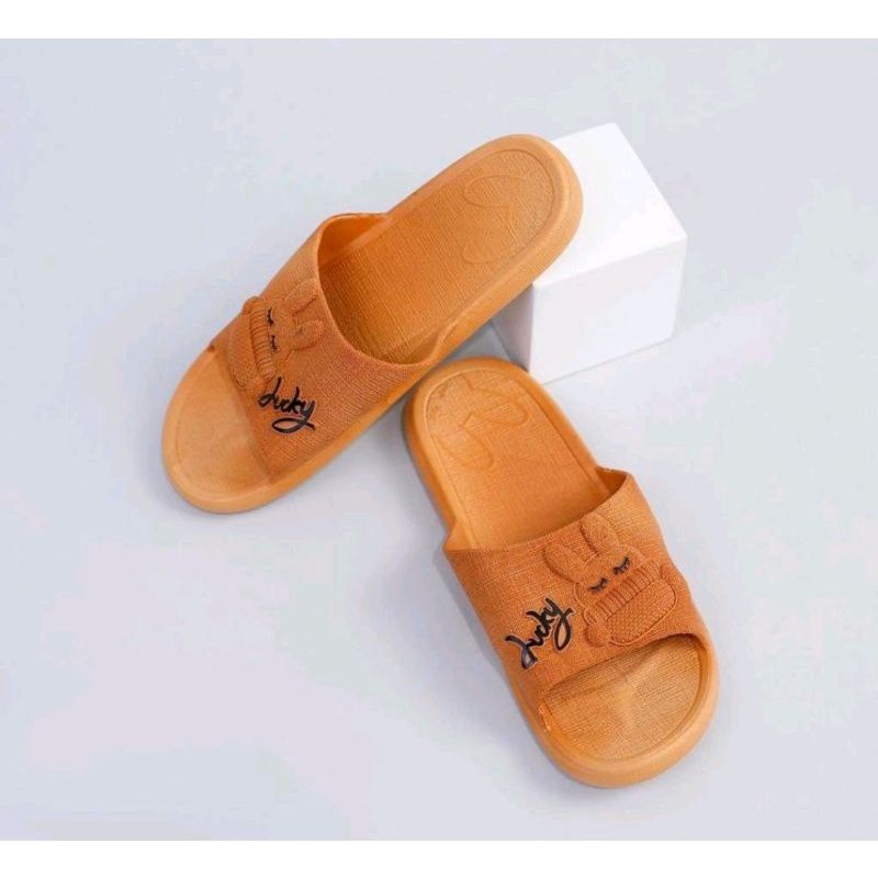 SANDAL WANITA SUPER NYAMAN,SANDAL PEREMPUAN MODEL KOREA,SANDAL SLOP KARET TERBARU EMPUK ANTI SLIP