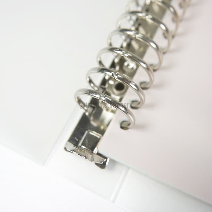 

Diskon Binder Note Transparan A5-20H-1 Bergaransi