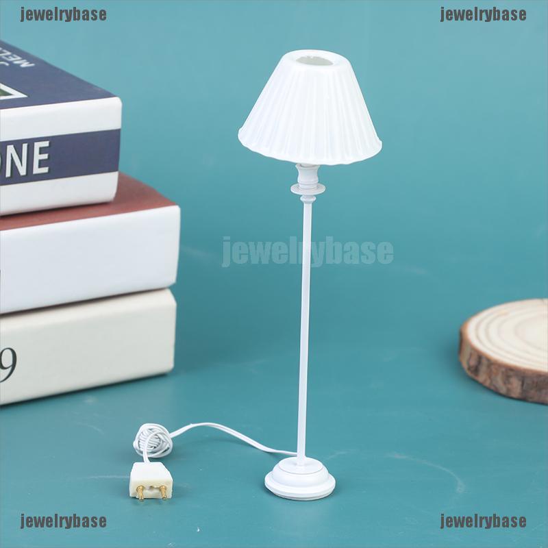 Miniatur Lampu Warna Putih Dengan Kabel 12v Skala 1: 12 Untuk Rumah Boneka