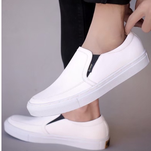 ENOZSTORE!!Sepatu Formal Slip On Putih Pria Kasual Keren Trendy Slop Cowo Kulit Asli Original