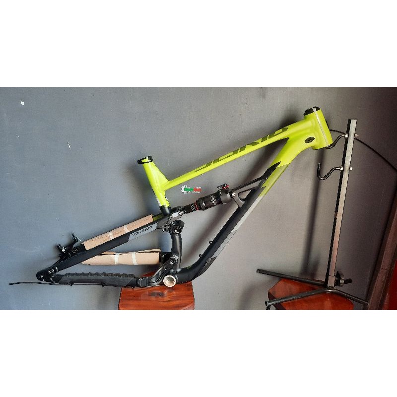 frame set siskiu D7 terbaru 2023 2024 unit like new size S