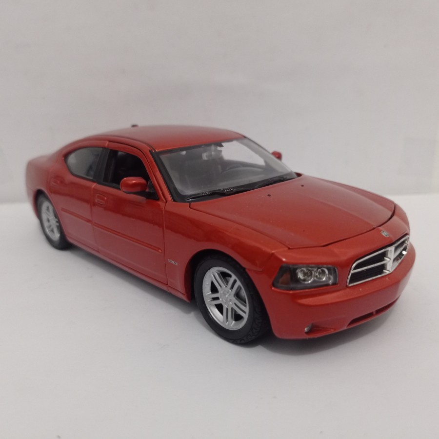 DIECAST DODGE CHARGER MERAH WELLY SKALA 24 MAINAN KOLEKSI HARGA MURAH