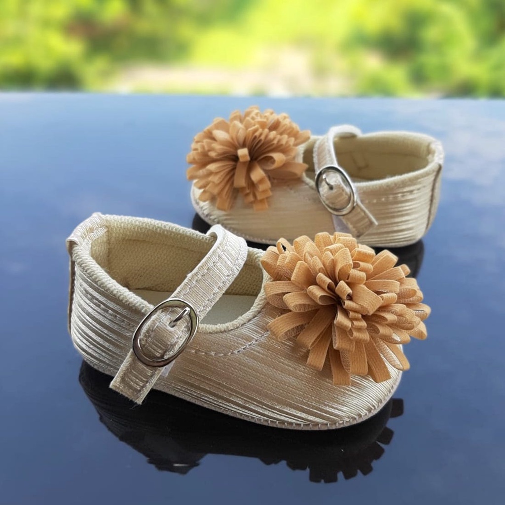 TOKOERS PRP05 Sepatu anak bayi perempuan umur 1 - 12 bulan motif Bunga rajut bahan lembut